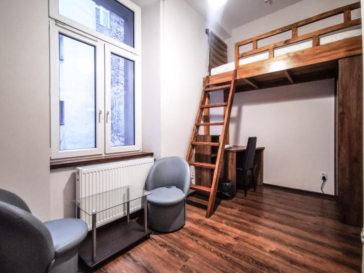 Modern Rooms In City Center Krasków Dış mekan fotoğraf