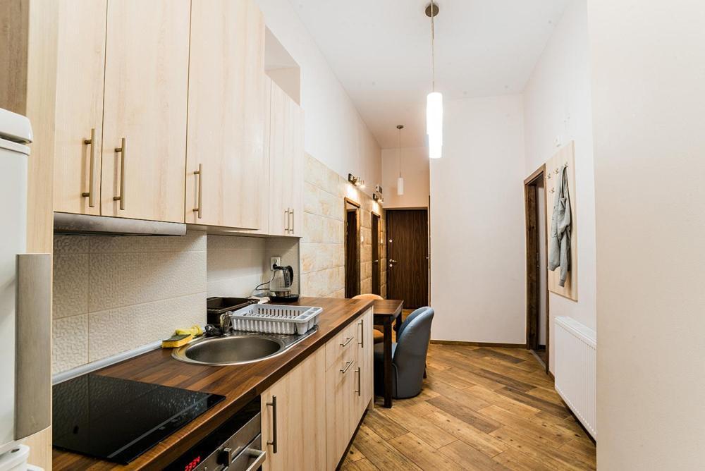 Modern Rooms In City Center Krasków Dış mekan fotoğraf