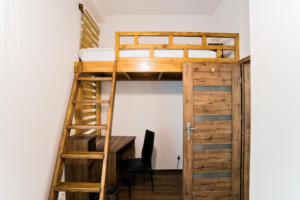 Modern Rooms In City Center Krasków Dış mekan fotoğraf