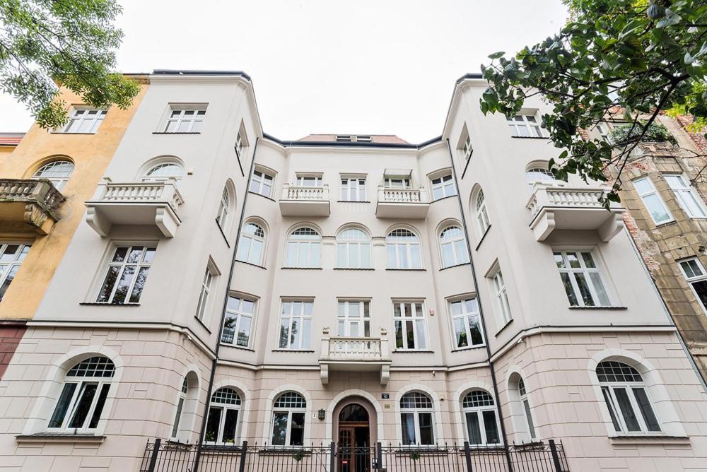 Modern Rooms In City Center Krasków Dış mekan fotoğraf